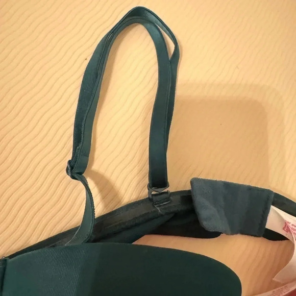 Victoria's Secret PINK Wear Everywhere multi way SZ 32 A Padded Push Up Bra - Picture 4 of 8